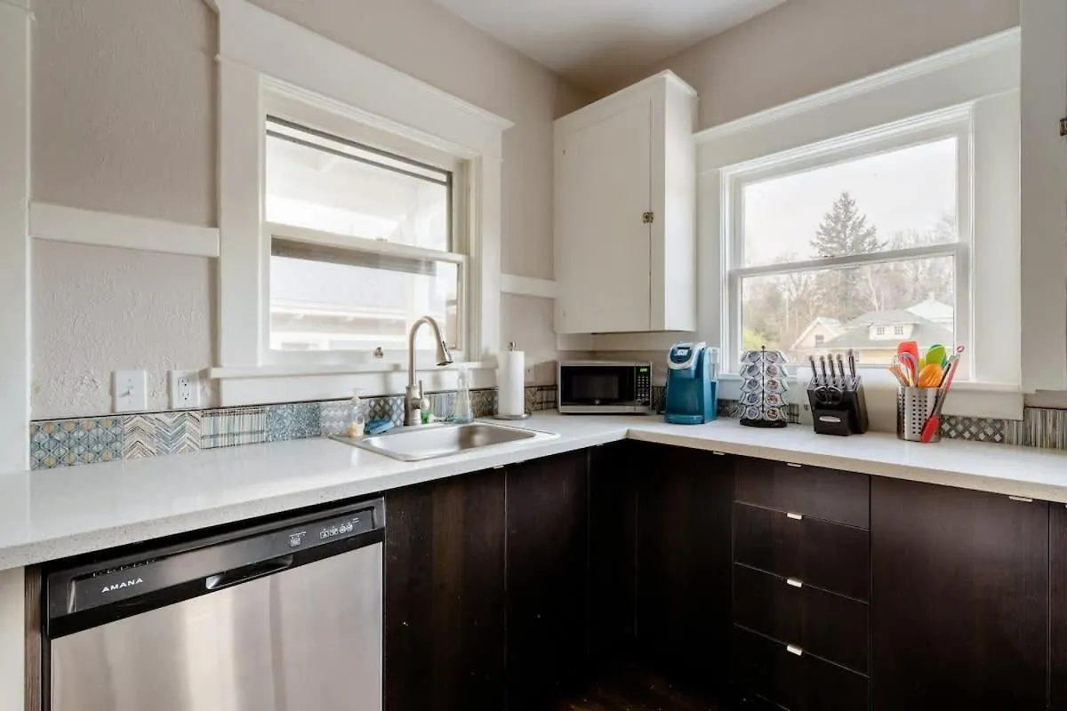 Stay Portland - Comfy Se Portland Apartment - Great Eats & Bars